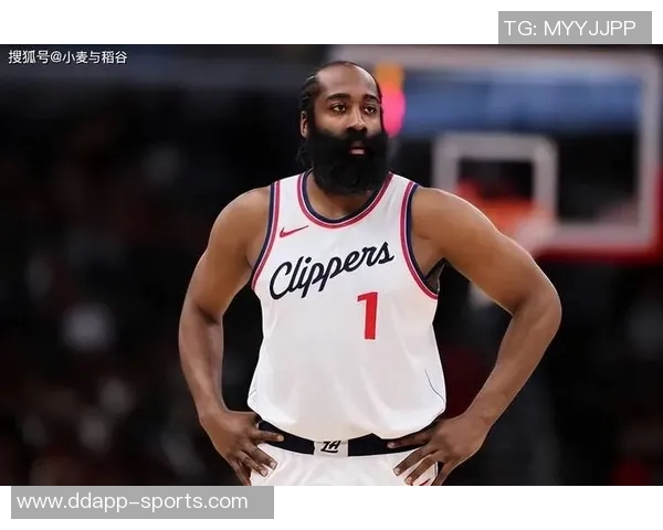 快船分享哈登与克劳福德布拉德利互动回忆展现昔日情谊与现状对比 快船分享哈登与克劳福德布拉德利互动回忆展现昔日情谊与现状对比